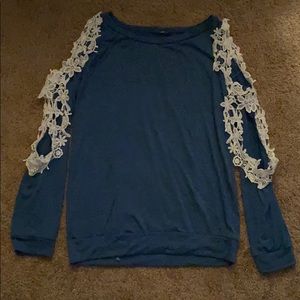 Open arm floral lace long sleeve shirt